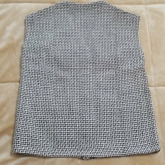 Plaid Tweed Vest Coat - Picture 6 of 8